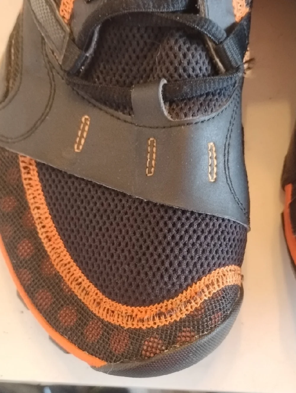 New Balance Minimus Trail Shoes Mens 11 Vibram Black Orange Lightweight - Picture 10 of 14